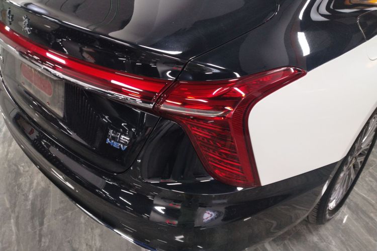 红旗H5 2023款 1.5T HEV智联旗畅版车身外观9