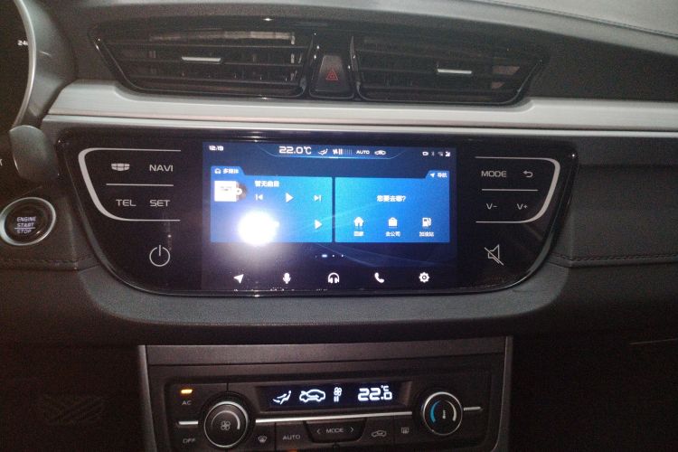 吉利汽车 帝豪 2018款 1.5L CVT向上互联版中控内饰16