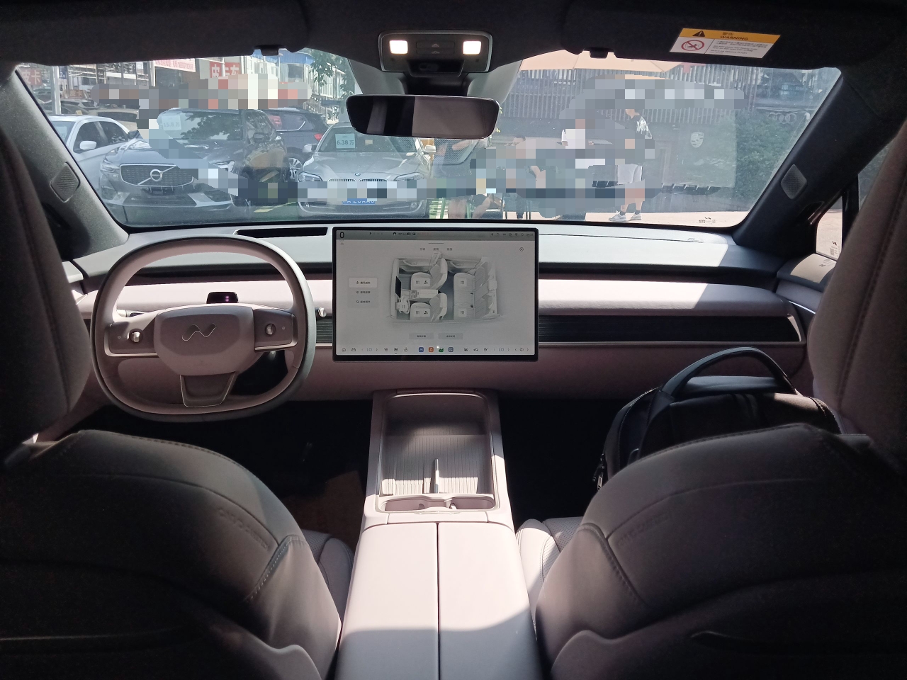 乐道L60 2024款  60kwh 后驱版