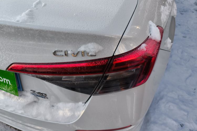 本田 思域 2023款 240TURBO CVT劲势版车身外观9