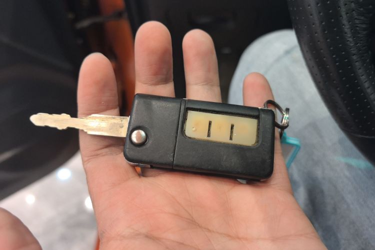 海马 福美来 2015款 1.6L 手动悦尚型中控内饰11