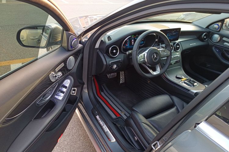 奔驰C级 2020款 C 260 L 运动版中控内饰20