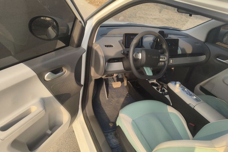 长安启源 长安Lumin 2025款 205km 香沁款中控内饰20