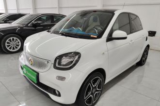 smart forfour 2016款 0.9T 66千瓦极致版