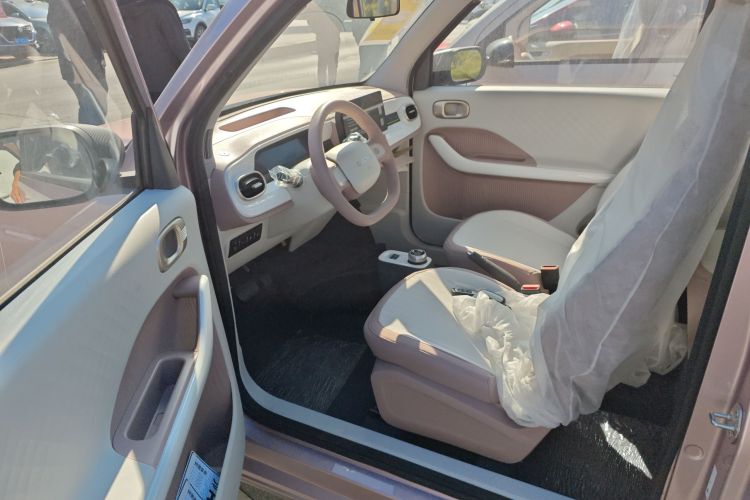 吉利银河 熊猫 2025款 210km 元气熊中控内饰20