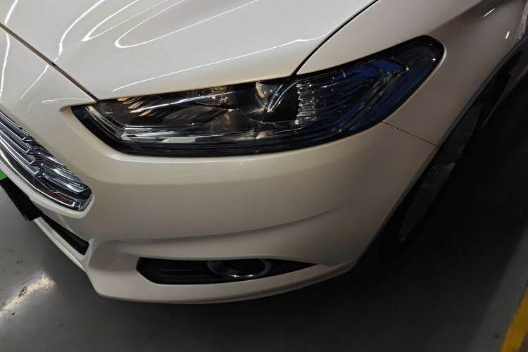 福特 蒙迪欧 2013款 1.5L GTDi180时尚型局部细节36