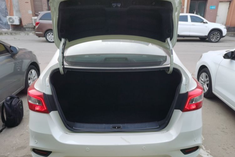 日产 轩逸 2021款 经典 1.6XE CVT舒适版局部细节23