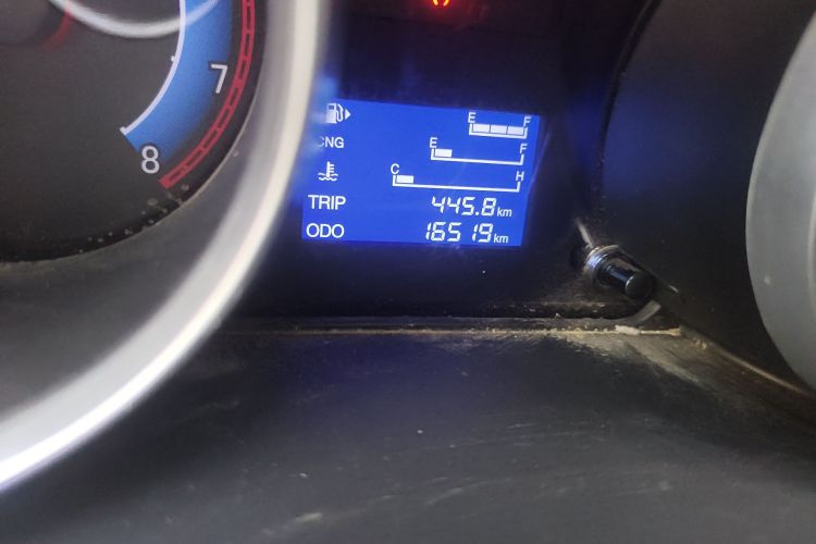 长安凯程 长安睿行M60 2023款 1.6L CNG舒适型客车6座中控内饰15