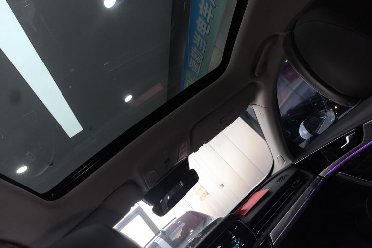 红旗HS5 2019款 2.0T 智联旗享四驱版局部细节22