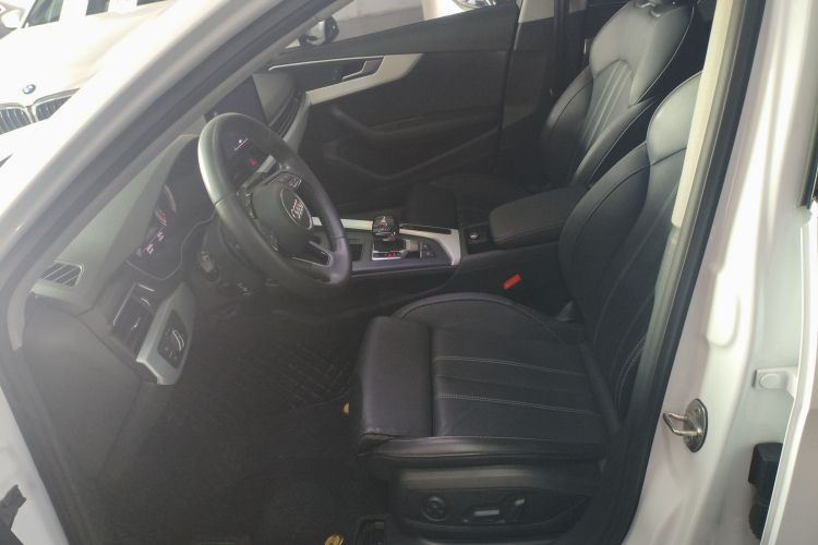 奥迪A4L 2023款 40 TFSI 时尚动感型局部细节19