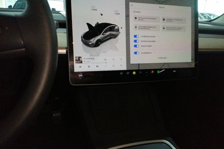 特斯拉 Model 3 2022款 后轮驱动版局部细节16