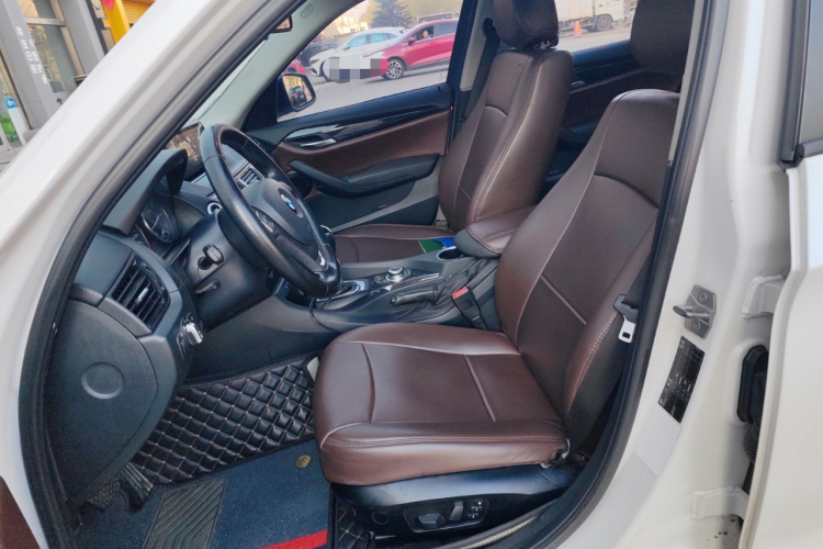 宝马X1 2015款 sDrive18i 时尚晋级版中控内饰19