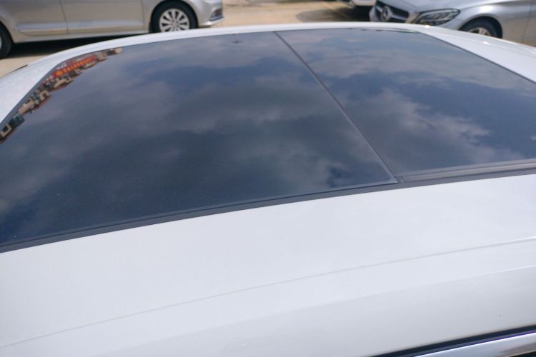 奥迪A4L 2018款 30周年年型 40 TFSI 时尚型局部细节57