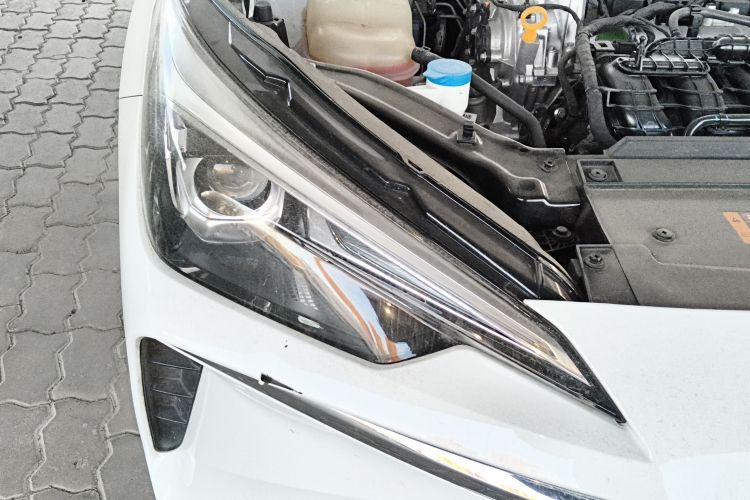 荣威i5 2023款 1.5L 手动舒享版车身外观8