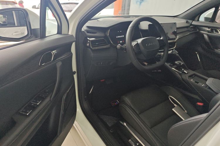 领克06 2023款 Remix 1.5T 劲Pro中控内饰20