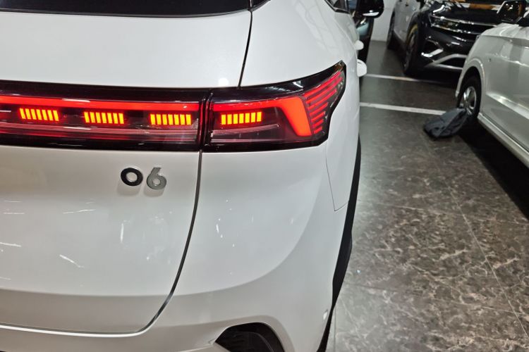 领克06 2025款 Renew 1.5T Halo车身外观6006