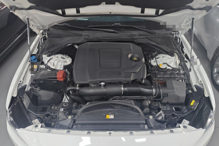 捷豹XEL 2018款 2.0T 200PS 尊享版局部细节24