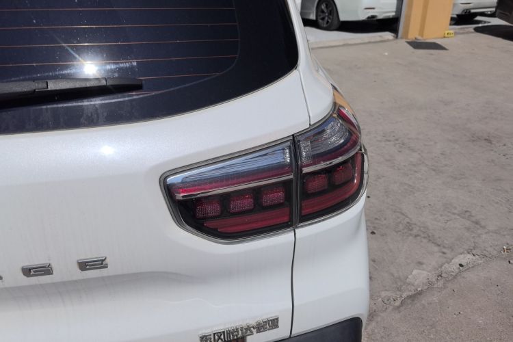 起亚 智跑 2019款 2.0L 自动智享豪华版车身外观6006