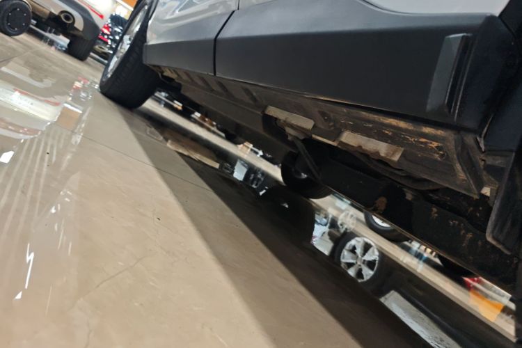 丰田 RAV4荣放 2022款 双擎 2.5L E-CVT两驱精英版局部细节9002