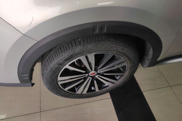 荣威RX5新能源 2017款 eRX5 50T 混动互联尊荣旗舰版车身外观6007