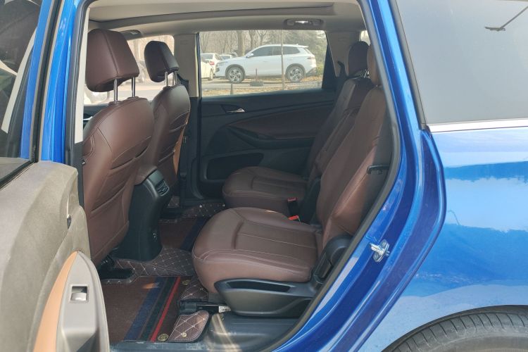 别克GL6 2018款 18T 6座尊贵型中控内饰7004