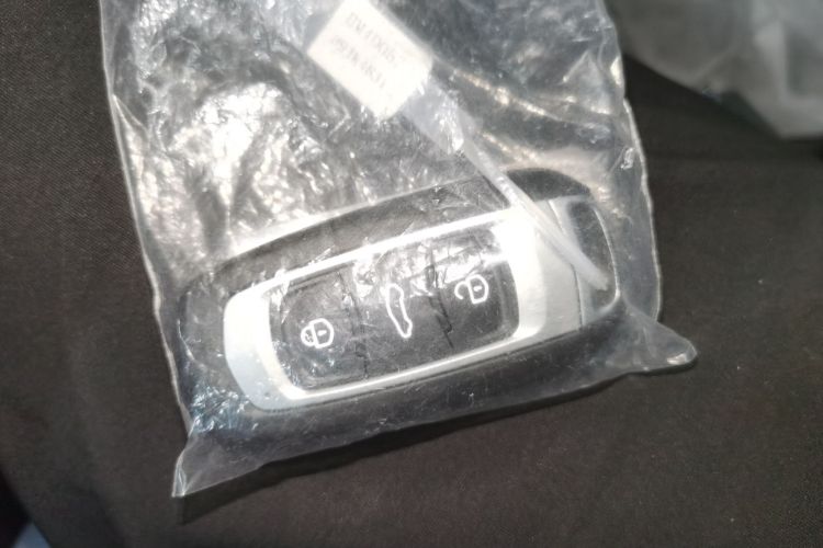 吉利银河 熊猫 2025款 210km 元气熊中控内饰11