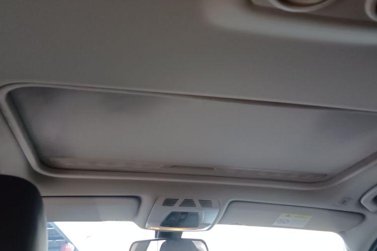 宝马3系 2019款 320Li M豪华套装局部细节22