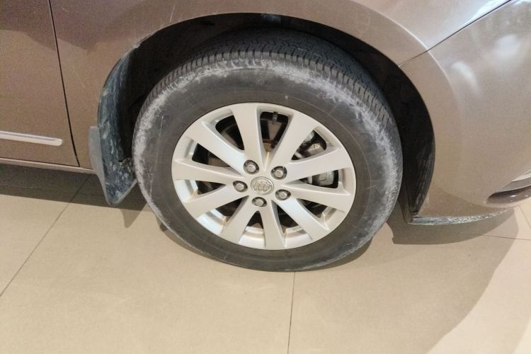 别克GL8 2018款 28T 豪华型 国VI车身外观6002