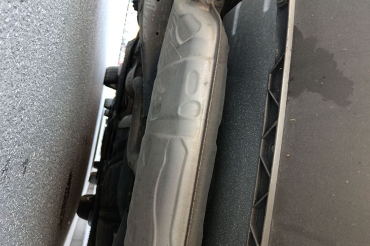 大众 途安 2015款 1.4T 手动舒适版5座局部细节9009