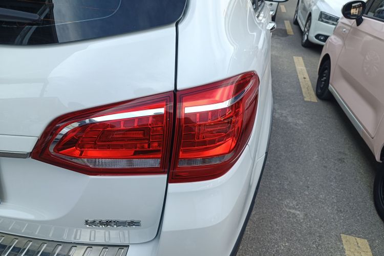 哈弗H6 2018款 运动版 1.5T 自动两驱精英型 国V车身外观9