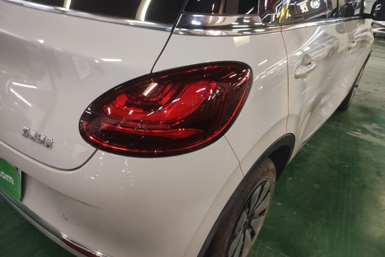 五菱汽车 五菱缤果 2023款 203km 舒享款车身外观6006