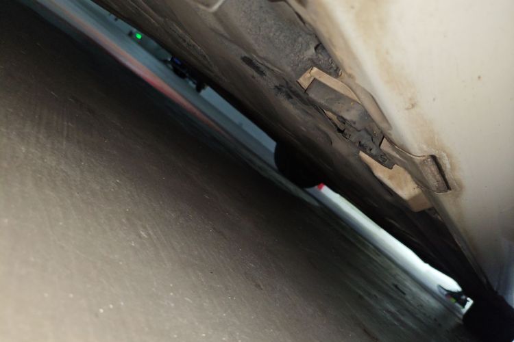 奔驰C级 2015款 C 200 运动版局部细节9002