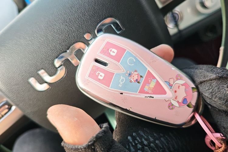 长安启源 长安Lumin 2022款 155km 清甜款中控内饰7001