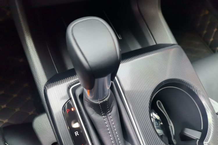 本田 思域 2022款 240TURBO CVT劲控版中控内饰18