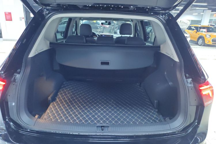 大众 途观L 2024款 330TSI 自动两驱R-Line越享版局部细节23