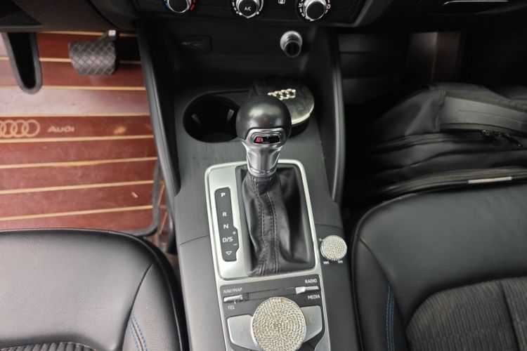 奥迪A3 2020款 Limousine 35 TFSI 时尚型 国VI中控内饰18