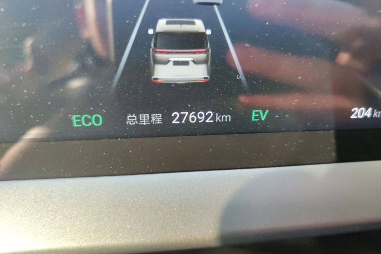 腾势D9 2024款 DM-i 980 四驱尊贵型中控内饰15