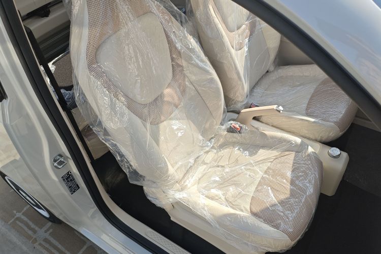 五菱汽车 宏光MINIEV 2024款 第三代 215km 青春版局部细节41