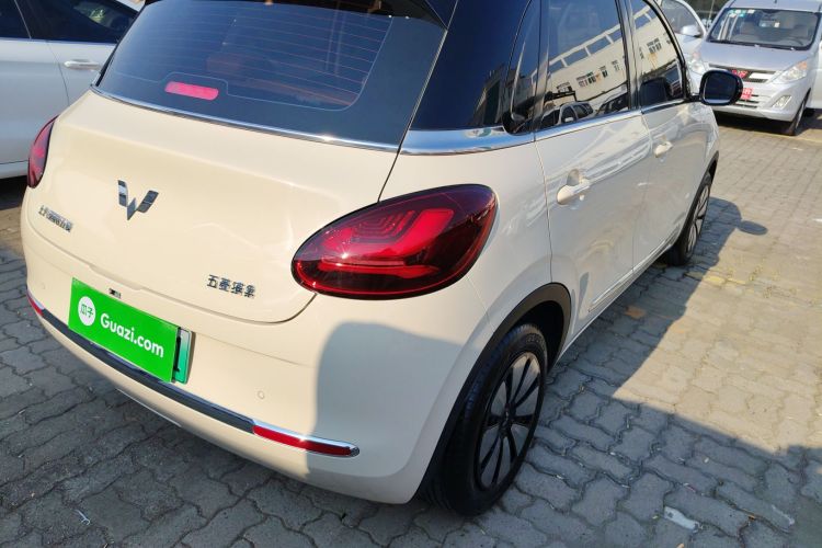 五菱汽车 五菱缤果 2025款 333km 灵犀互联款车身外观9