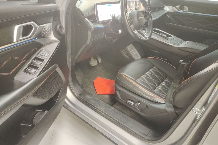 哈弗神兽 2022款 1.5T 智享版DHT中控内饰20