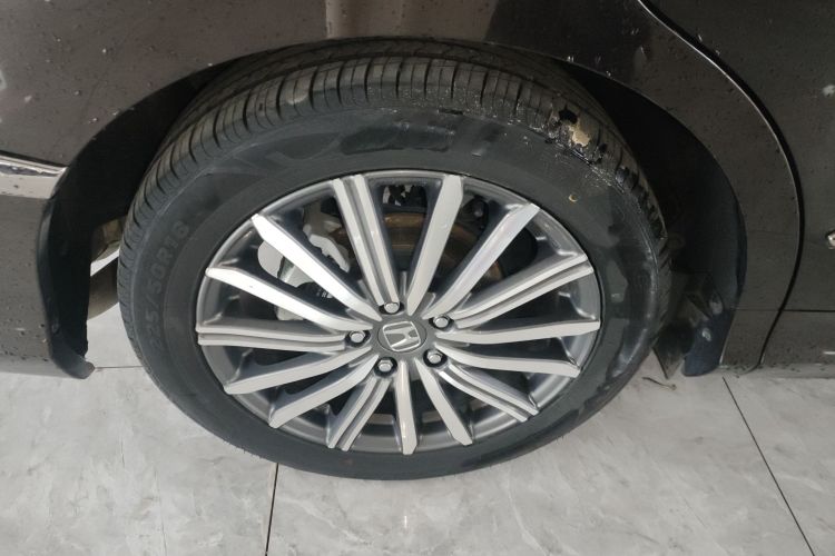 本田 艾力绅 2022款 2.0L e:HEV 豪华先享版车身外观6008