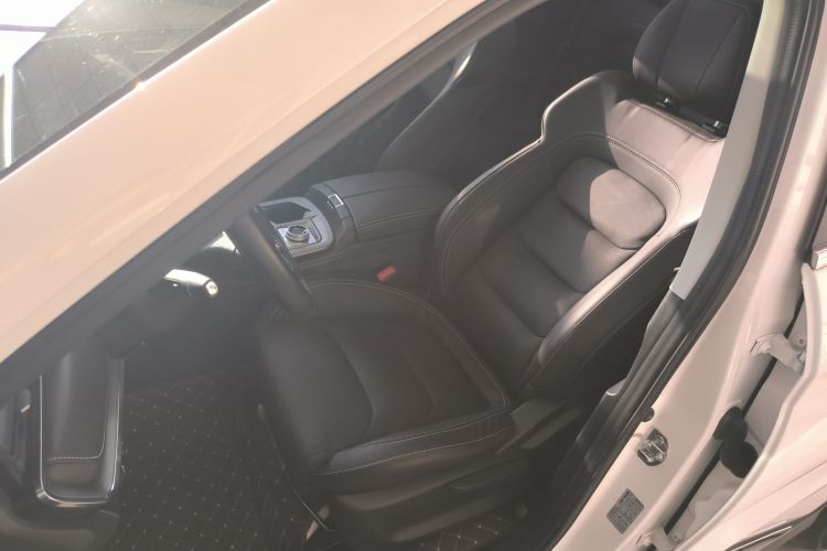捷途X70 PLUS 2021款 1.5T 手动林 5座中控内饰19