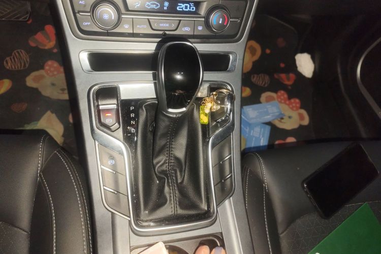 吉利汽车 帝豪 2021款 UP 1.5L CVT豪华型中控内饰18