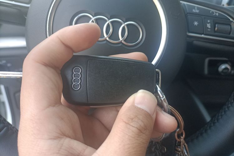 奥迪A3 2016款 Limousine 35 TFSI 风尚型中控内饰7001