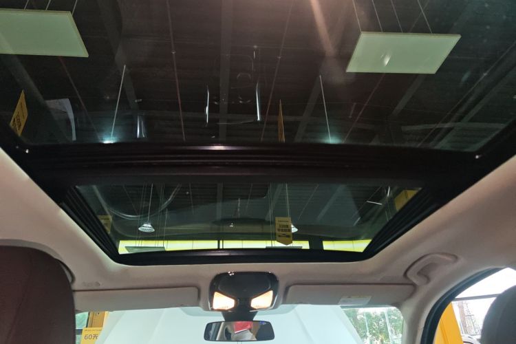 宝马3系 2022款 325Li M运动套装局部细节22