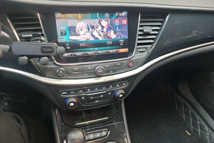 别克 威朗 2017款 三厢 20T 双离合精英型中控内饰16