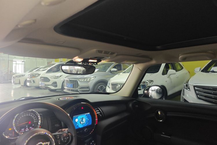 MINI 2018款 1.5T ONE中控内饰22