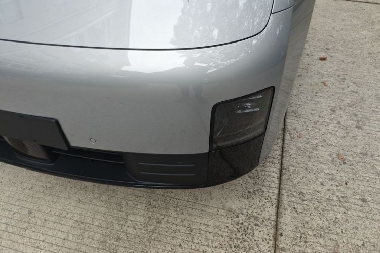 理想汽车 理想MEGA 2025款 Home 家庭特别版局部细节36