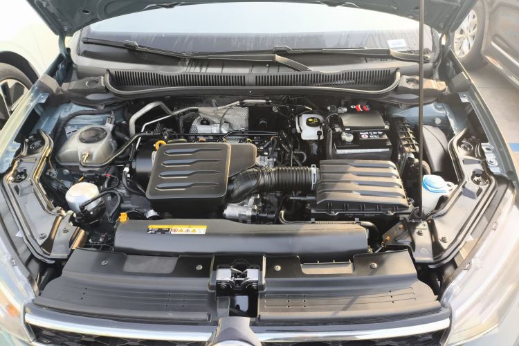 大众 朗逸 2023款 新锐 1.5L 自动新愿版机舱底盘24