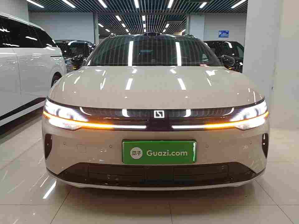 常州二手极氪007GT 2025年款，花20万预算买40万气场？